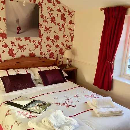 Plumpton Court Guest house Nawton