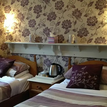 Plumpton Court Guest house Nawton