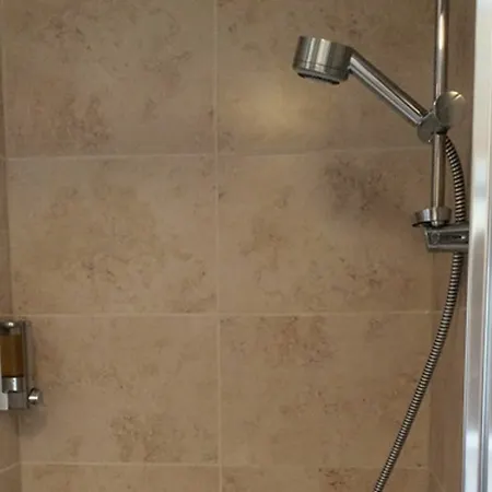 Guest house Plumpton Court