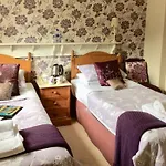 Plumpton Court