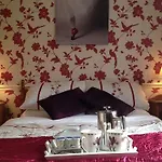 Plumpton Court بيت ضيافة
