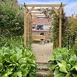 Plumpton Court 4* Nawton