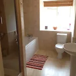Plumpton Court 4*