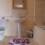 بيت ضيافة Plumpton Court