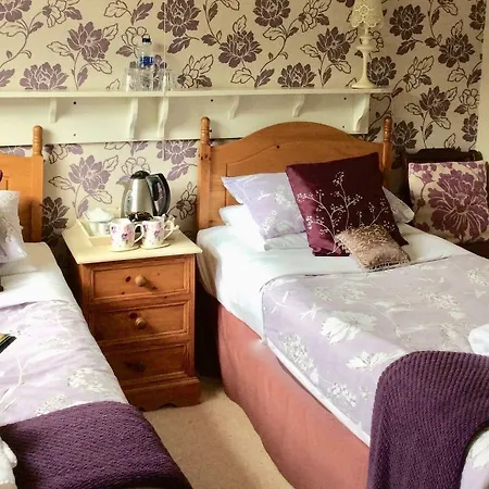 Plumpton Court