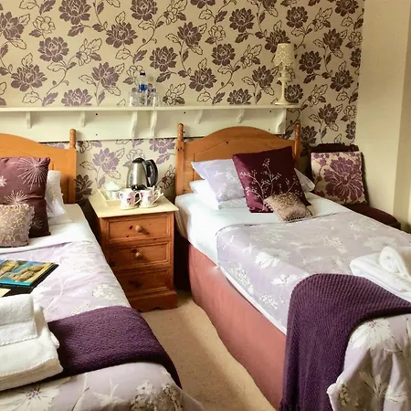 Plumpton Court