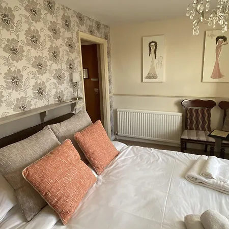 ゲストハウス Plumpton Court Nawton