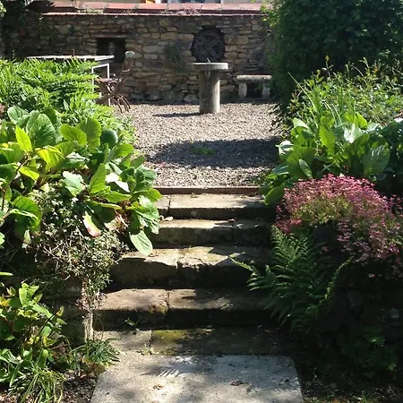 Plumpton Court Guest house Nawton