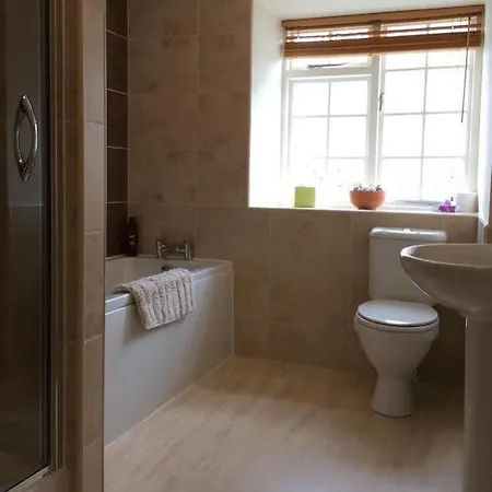 Plumpton Court Penzion 4*