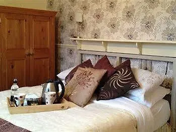 Plumpton Court 4* 나튼