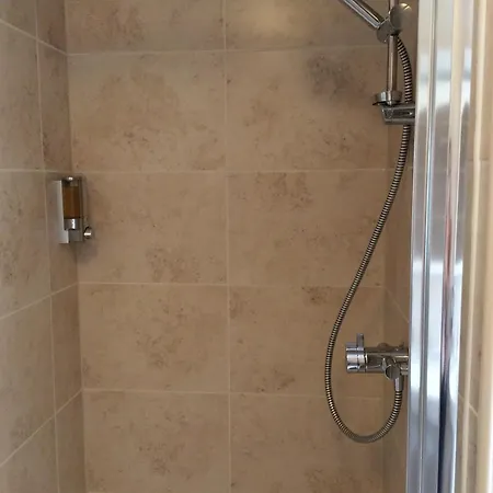 בית הארחה Plumpton Court