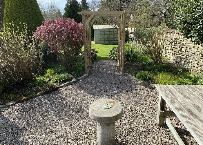 Plumpton Court Guest house