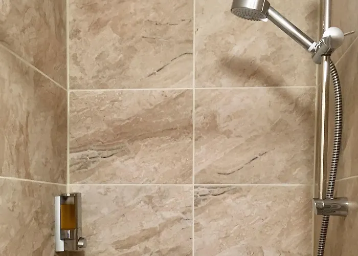 Plumpton Court Guest house