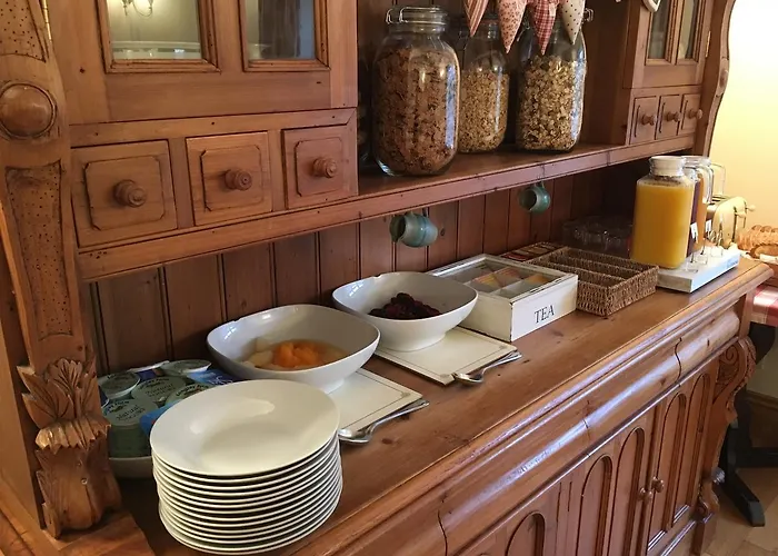 Guest house Plumpton Court 4*