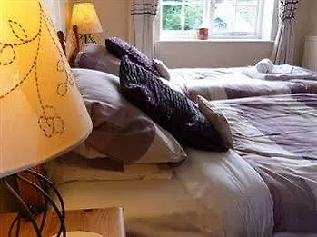 Guest house Plumpton Court 4*